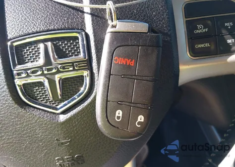 2017 Dodge Journey Sxt из США, поврежденный, VIN 3C4PDCBG4HT563310